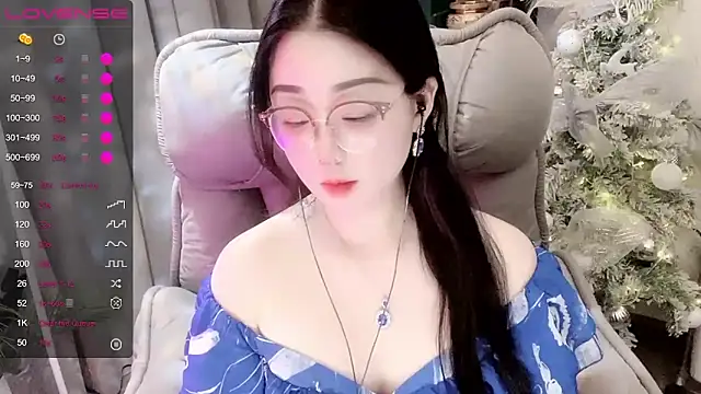 Monica-666888- webcam