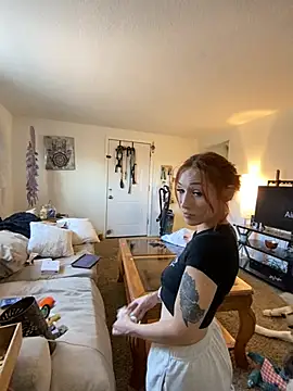 ThornsandHoney webcam