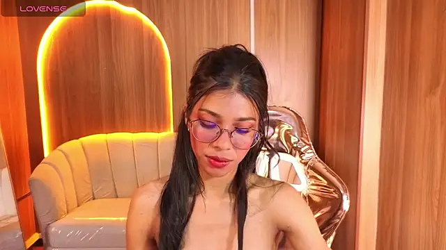 Alina_b_ webcam