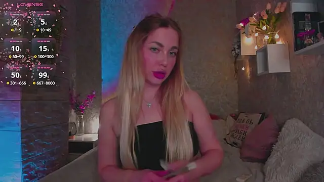 Mika_Rayy webcam