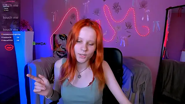 rebecca_smile webcam