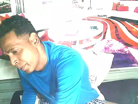 IndianHunk01 webcam