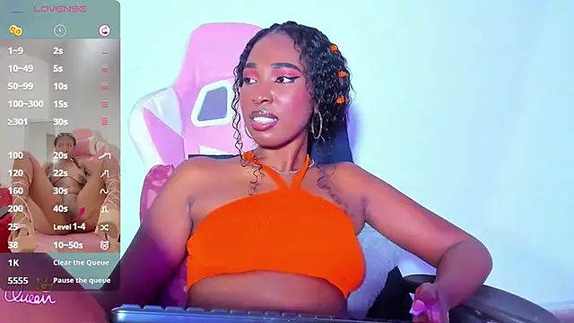 myblackdoope webcam
