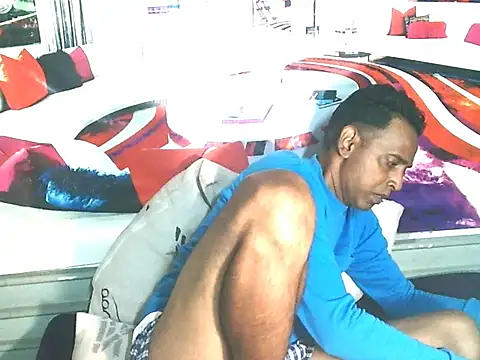 IndianHunk01 webcam