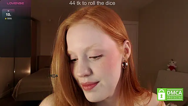 lulu_moonmoon webcam