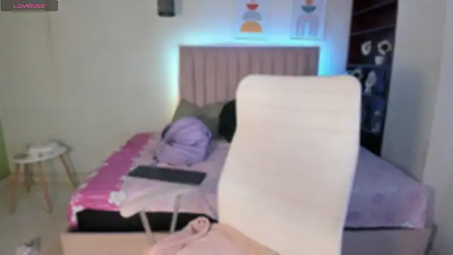 Allyson_aisha live sex cam