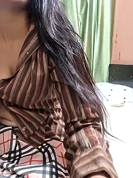 Shalu_G webcam