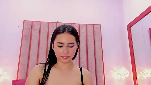 Zoe_Monrow webcam