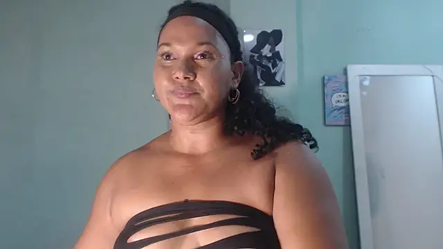 miaisabella_47 webcam