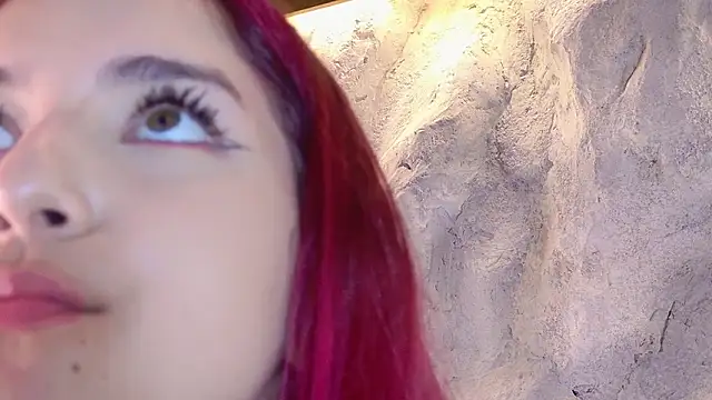 bella_mush webcam