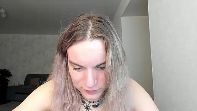 milliKira006 webcam