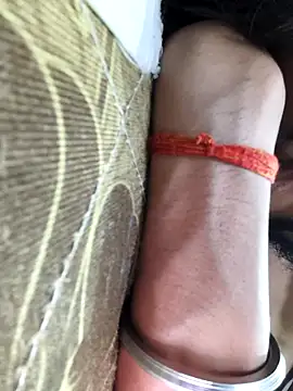 DeLhiBoy_143 webcam