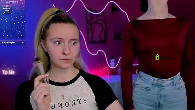 alia_skay webcam