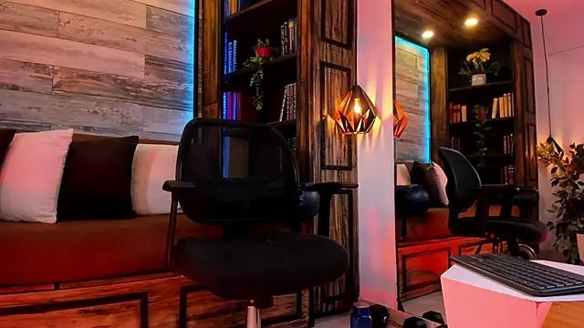 Donovan_Desmond webcam