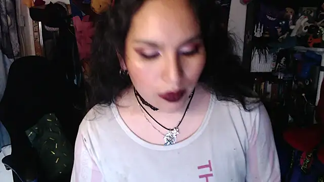 kureiji_hentaii webcam