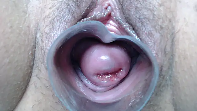 princess_pussy01 (F young) - stick inside Cervix