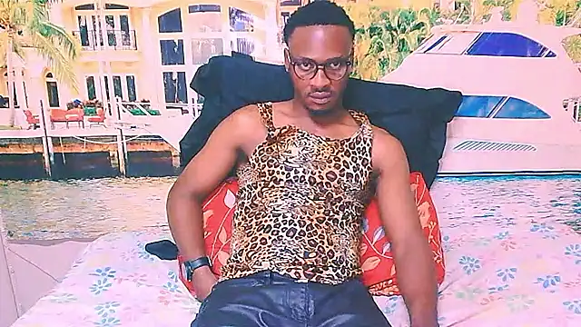 EbonyTiger69 webcam