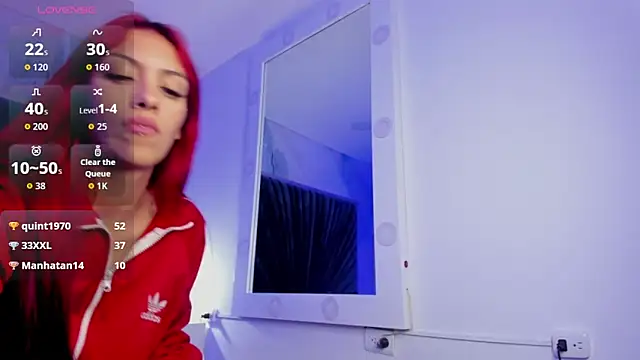 Derieri_Blush webcam