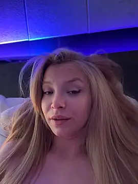 AnastasiaAniess Stripchat cam model
