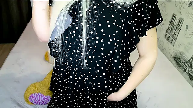 lovely-eyes webcam