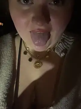 SummerHoney webcam