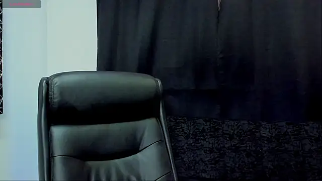 jhonnysnow17 - Jhonnysnow17's free webcam - UK Sex Cams