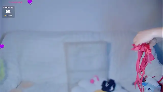 美女hyp0crite在线直播