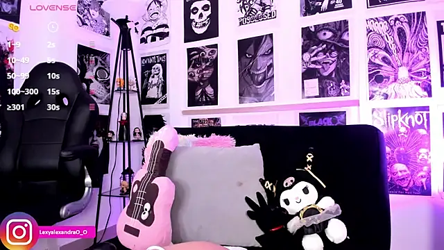 Lexyjoycce live sex cam