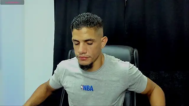 jhonnysnow17 webcam