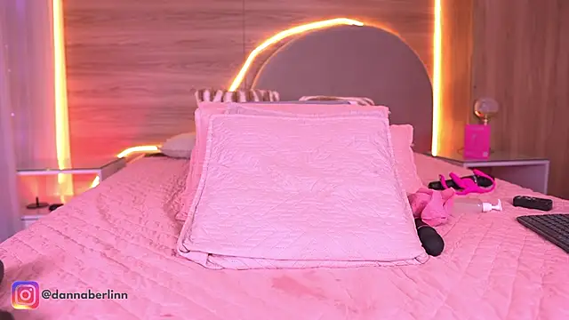 danna_berlin_ webcam