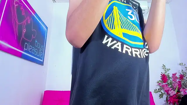 Spicy_guys webcam