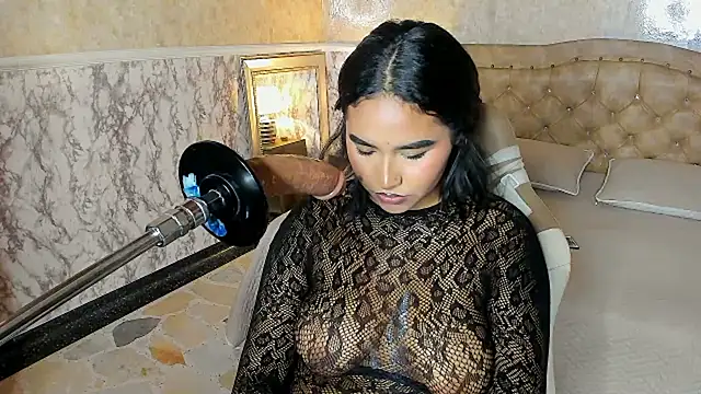 EvaSpicy_ webcam
