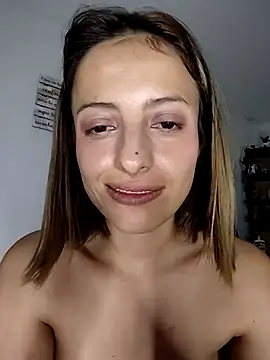 HottCandy21 webcam