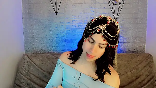 Oxana-Novikov webcam