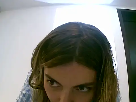 VittoriaTaylor webcam
