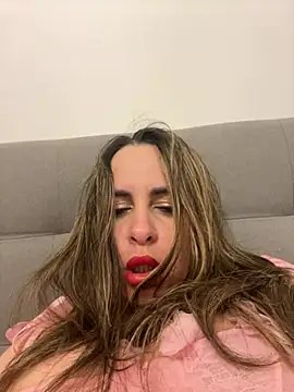 laarti (F milf) - Squit