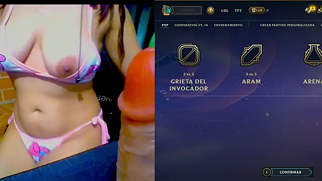 SpicyGirl77 webcam