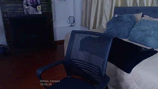 Emma_hassani webcam