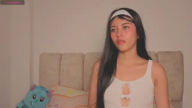 IsaYourDolly webcam