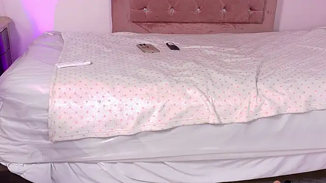 Maggiee_1 webcam