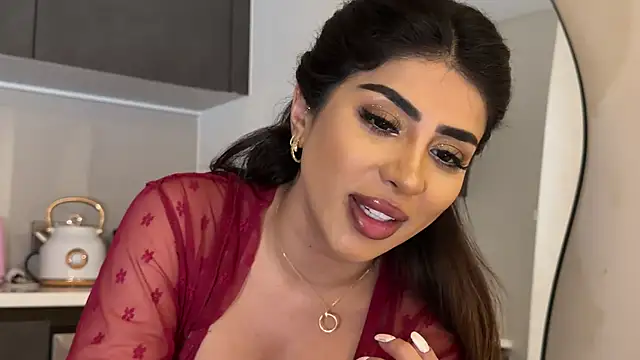 arabicbarbie (F young) - Full sex / squort show