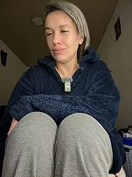 MARILYNMADELENAKOVANOVA webcam