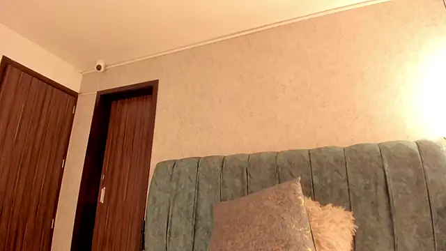 Aleera_Walton webcam