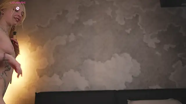 ElvenCat webcam