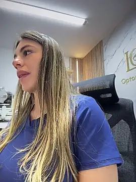alicee16 - Alicee16's free webcam - UK Sex Cams