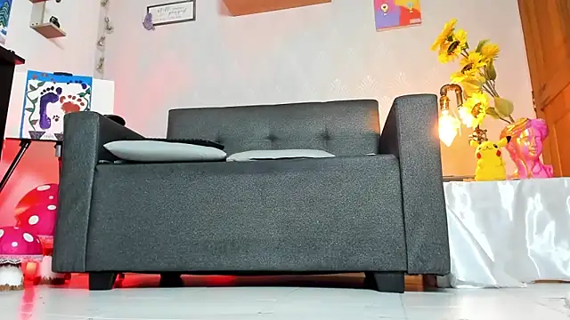 Alaia_Love77 webcam
