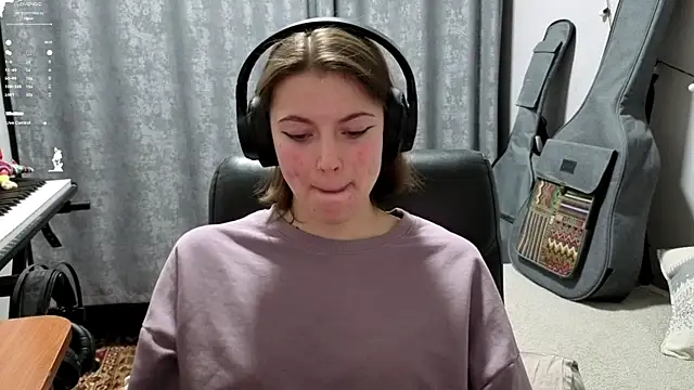 CutieAnny webcam