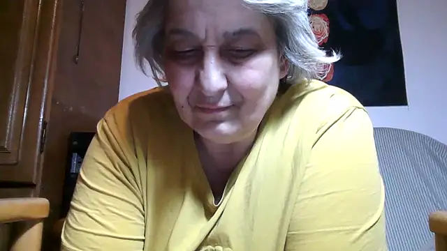 ExquisiteMature webcam