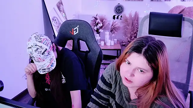 DiaAngell webcam