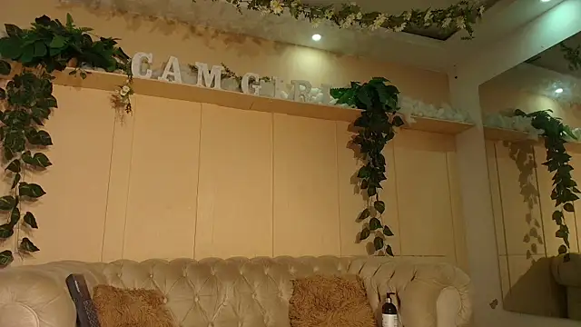 julieta_aguilar1 live sex cam